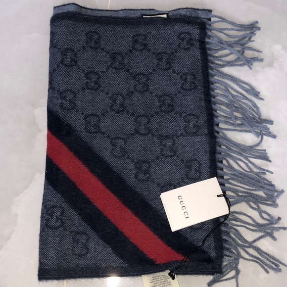 GUCCI Wool and Alpaca Fringed Scarf - Picture 2 of 5